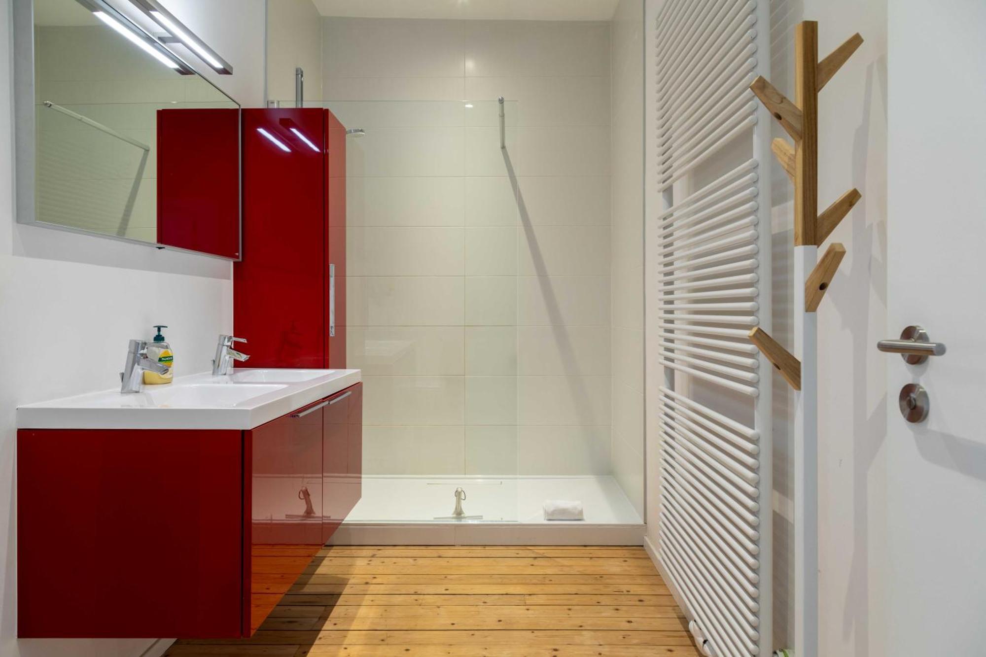 Spacious Belle Epoque House With Free Parking Остенде Екстериор снимка